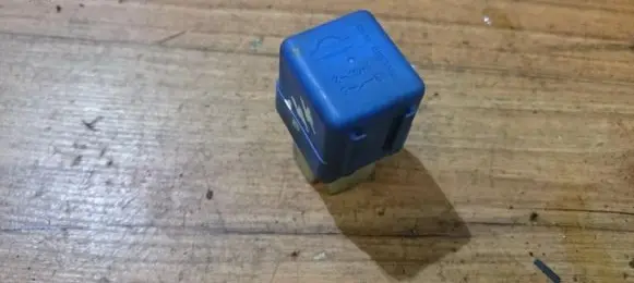 Nissan Primera Other relay 25230 41S3Z