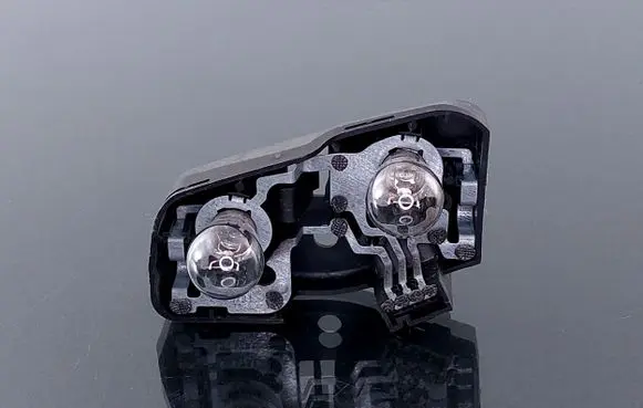 BMW 3 E46 Tail light bulb cover holder 388569L 230573L