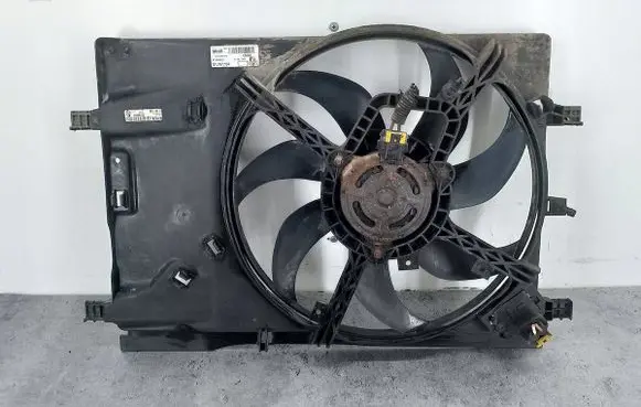 Fiat Grande Punto Electric radiator cooling fan 5179713451797135