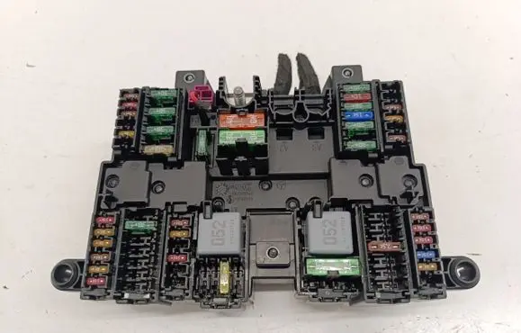 Mercedes-Benz A W177 Fuse module A1779061002