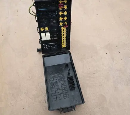 Ford Focus Fuse box set 98AG14A067AC