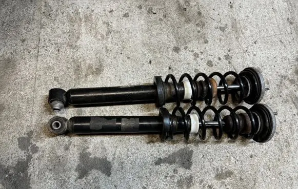 BMW 5 F10 F11 Rear shock absorber/damper 33526789381