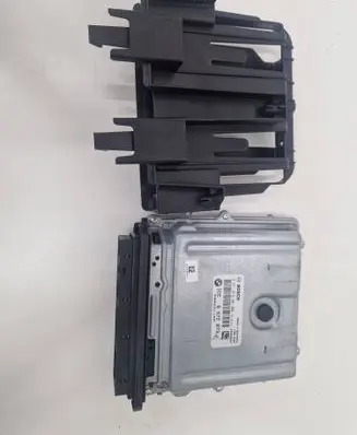 BMW 6 F12 F13 Engine control unit/module 8572873 0281019501 030291155