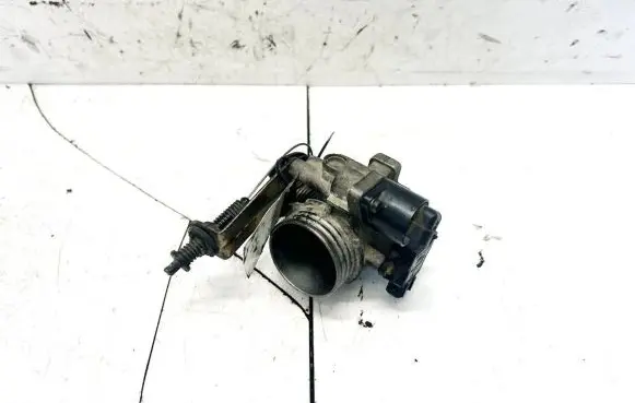 Renault Scenic I Throttle valve 7700861679H