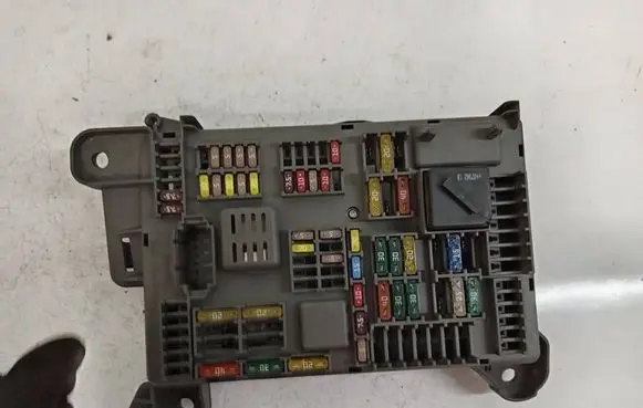 Fuse box set