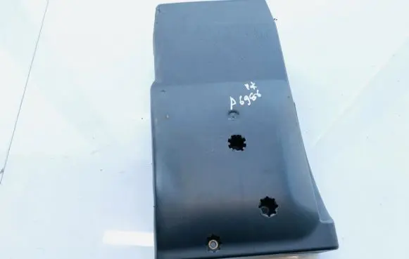 Volvo S60 Steering wheel column trim 3409335