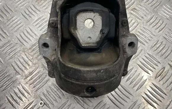 Audi A4 S4 B8 8K Engine mount bracket 8R0199381