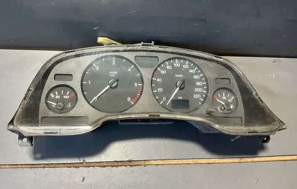Opel Zafira A Speedometer (instrument cluster) 09228757