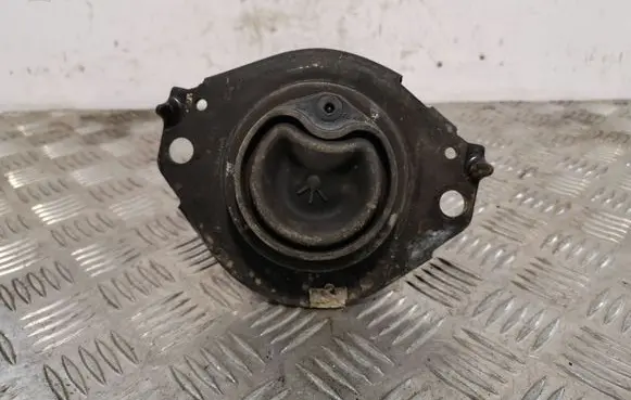 Jeep Grand Cherokee Engine mount bracket 521246
