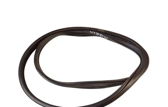 Rear door rubber seal (on body)