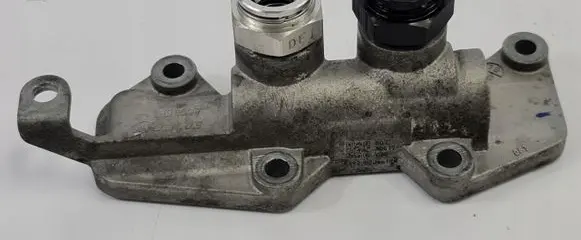 Thermostat/thermostat housing