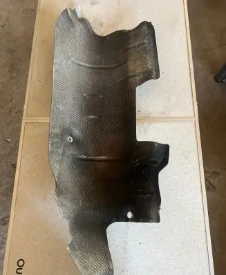 Mercedes-Benz R W251 Heat shield in engine bay A2516820471