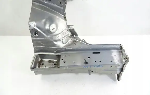 Volkswagen Golf VII Front quarter panel 