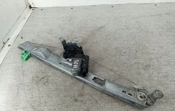Renault Scenic II - Grand scenic II Front door window regulator with motor 