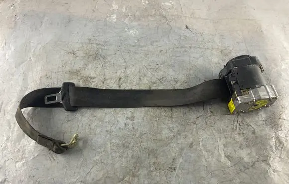 Audi A6 S6 C5 4B Rear seatbelt 4B9857805