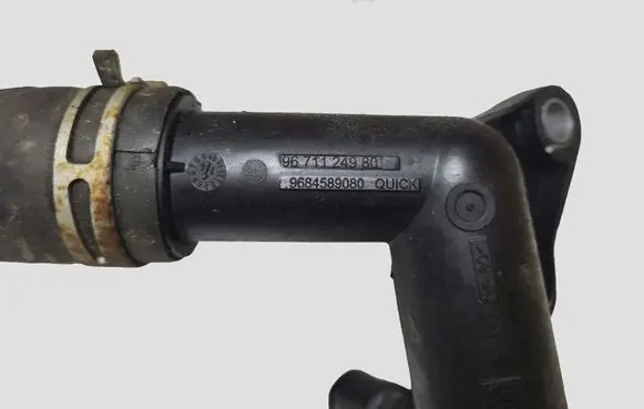 Volvo V40 Engine coolant pipe/hose 9671124980 9684589080