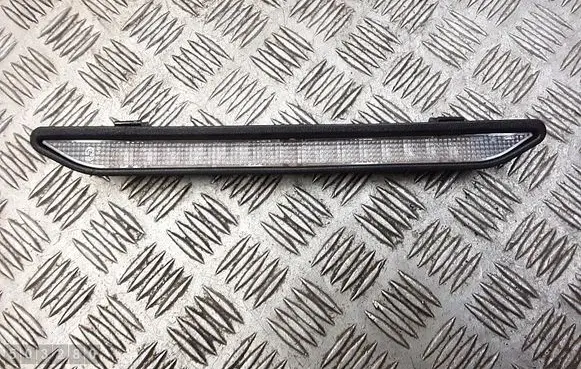 Opel Zafira A Third/center stoplight 90582025