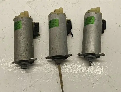 Volkswagen Phaeton Seat adjustment motor 