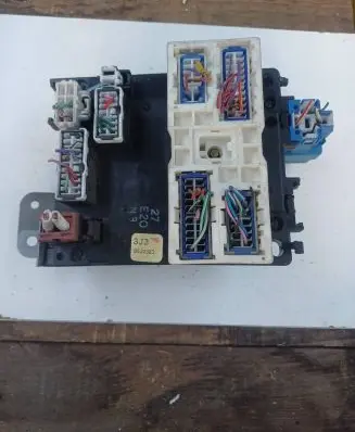 Nissan Primera Fuse box set 0520983