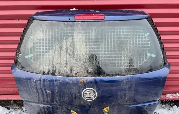 Opel Astra H Tailgate/trunk/boot lid