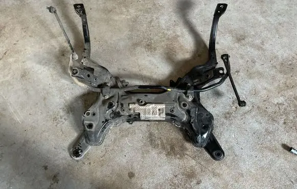 Toyota Yaris XP210 Front subframe