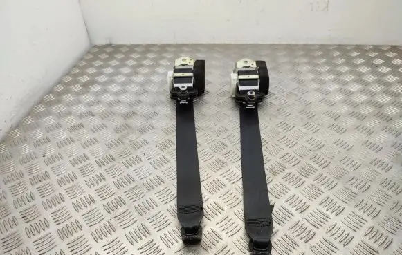 Ford B-MAX Rear seatbelt