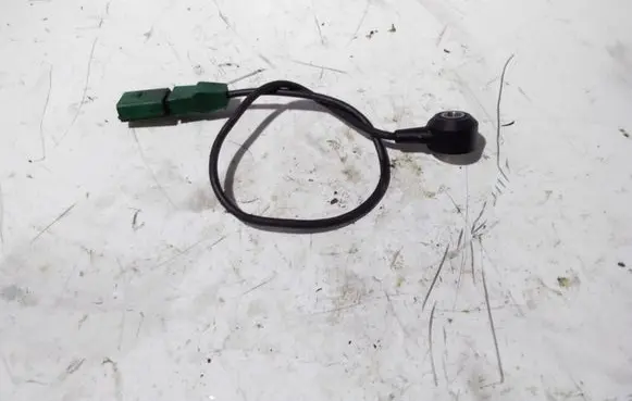 Audi A6 S6 C6 4F Detonation knock sensor 06E905377A
