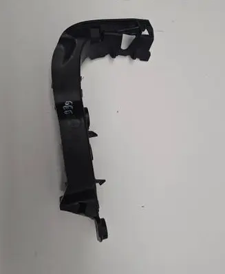 Audi A3 S3 8V Fender mounting bracket 8V5807184B
