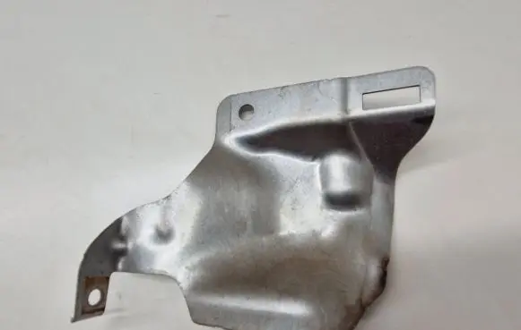 BMW X3 G01 Heat shield in engine bay 7626141