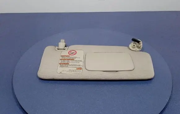Subaru Legacy Sun visor 