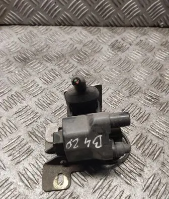Audi 80 90 S2 B4 High voltage ignition coil 443905105d