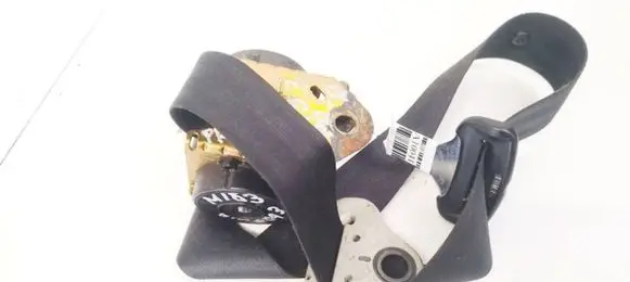 Mazda 3 I Middle seatbelt (rear) 
