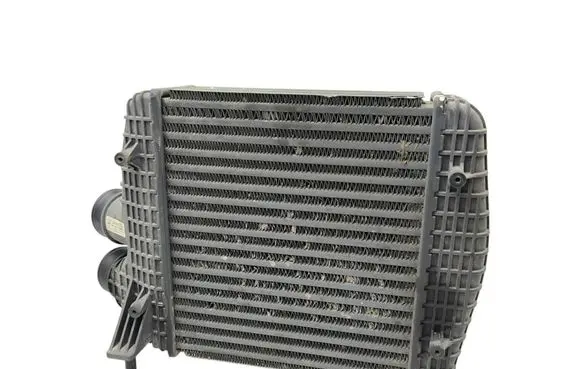 Maserati Ghibli Intercooler radiator 670009834 16474839