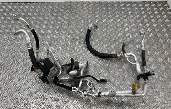 Opel Mokka X Air conditioning (A/C) pipe/hose 9843975180