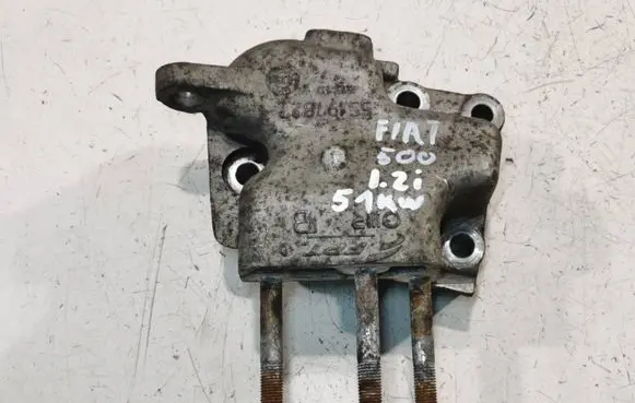 Fiat 500 Engine mounting bracket 55197827