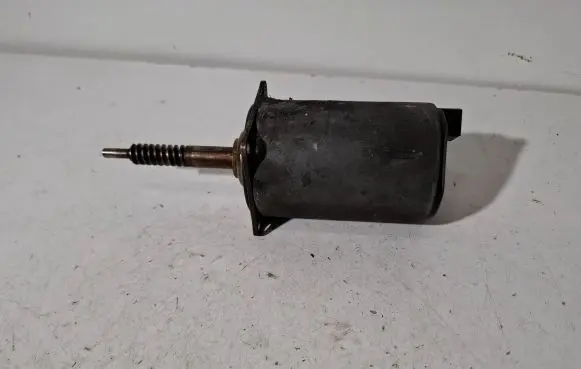 BMW 7 E65 E66 Camshaft 750678807