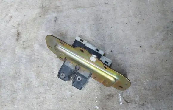 Renault Espace - Grand espace IV Tailgate/trunk/boot lock/catch/latch 8200090494