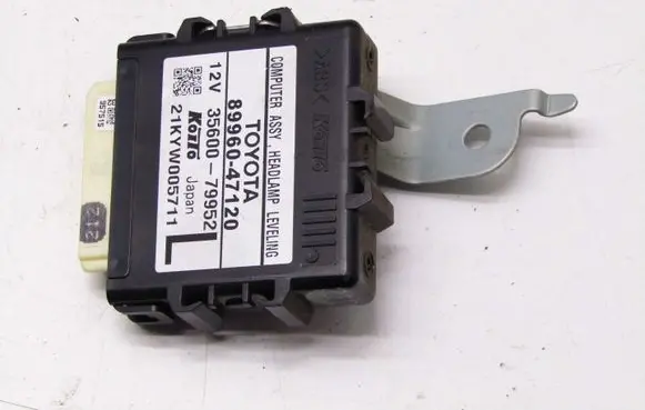 Toyota Prius (XW30) Light module LCM 89960-47120