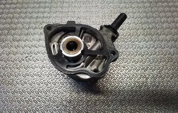 Vacuum pump