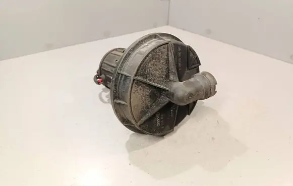 Skoda Octavia Mk1 (1U) Secondary air pump 06A959253B 72293426 3B0131083A