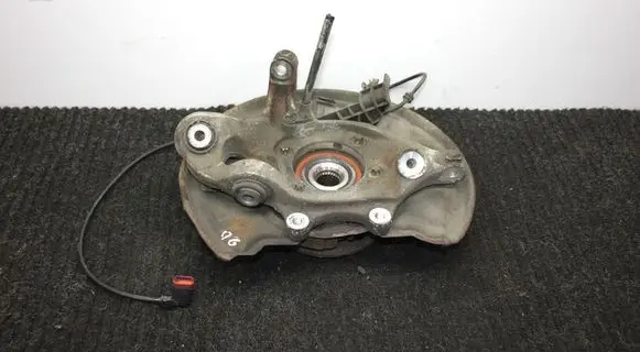 Mercedes-Benz C W204 Rear wheel hub 