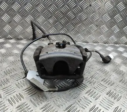 Mercedes-Benz CLS C257 Rear brake caliper A0044235898 A0004237200