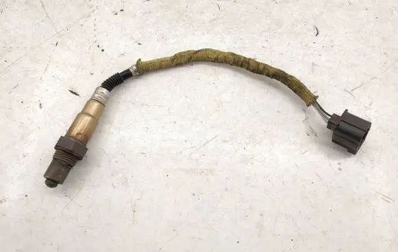 Mercedes-Benz ML W164 Lambda probe sensor A0035428218 0035428218