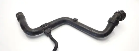 Volkswagen PASSAT B5 Engine coolant pipe/hose 8D0121101J