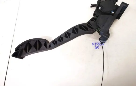 Alfa Romeo 147 Accelerator throttle pedal 0281002380 46755863