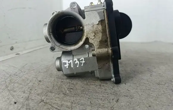 Nissan Micra Throttle body valve