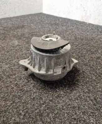 Mercedes-Benz E W213 Engine mount bracket A2132400500