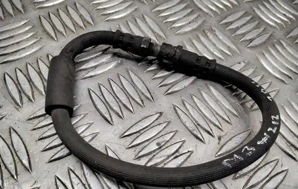 Mercedes-Benz E W212 Brake line pipe/hose 