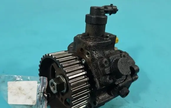 Citroen Berlingo Fuel injection high pressure pump 0445010102 IMPRK1555097