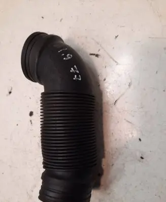Audi A3 S3 8P Air intake hose/pipe 1K0129684B D446148